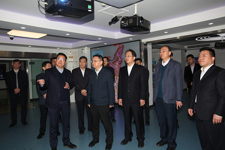 國(guó)家廣播電視總局黨組成員、副局長(zhǎng)朱詠雷一行蒞臨公司調(diào)研